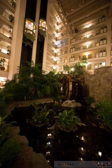 Lake-Tahoe-Resort-Hotel-Review-Photos-Stateline-Nevada-Travel-Trip-Advisor-Ext-001-RSJ