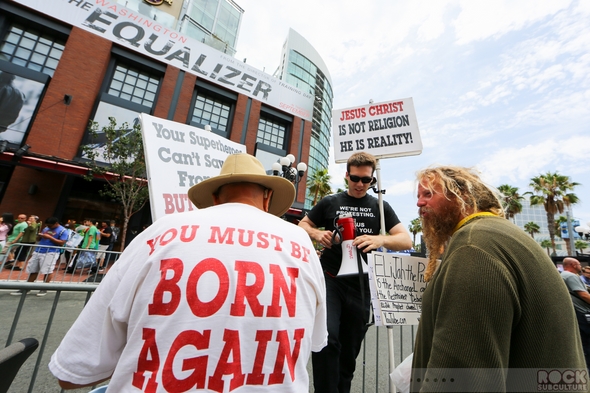 SDCC-San-Diego-Comic-Con-2014-Photos-Photography-Exhibit-Hall-Gaslamp-Costumes-001-RSJ