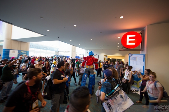 SDCC-San-Diego-Comic-Con-2014-Photos-Photography-Exhibit-Hall-Gaslamp-Costumes-201-RSJ
