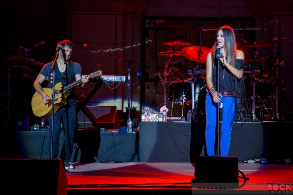 Heart-Concert-Review-2014-Tour-Photos-Setlist-Ann-Wilson-Nancy-Wilson-Mountain-Winery-Saratoga-001-RSJ