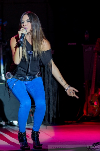 Heart-Concert-Review-2014-Tour-Photos-Setlist-Ann-Wilson-Nancy-Wilson-Mountain-Winery-Saratoga-001-RSJ