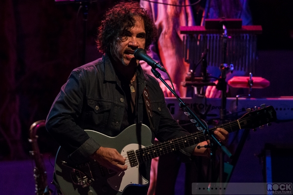 Darryl-Hall-and-John-Oates-Concert-Review-Tour-2014-Live-Photos-Mountain-Winery-Saratoga-Setlist-October-01-RSJ