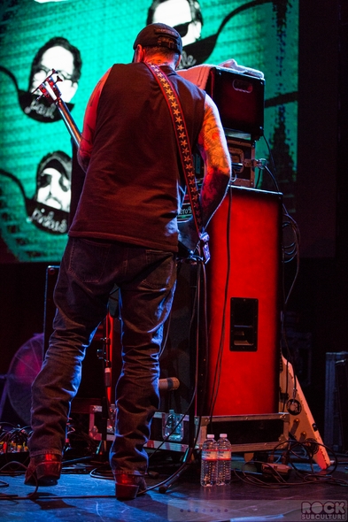 the-Melvins-Concert-Review-Live-2014-Hold-It-In-Tour-Photos-Photography-Setlist-Sacramento-Assembly-Music-Hall-001-RSJ