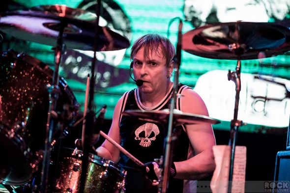 the-Melvins-Concert-Review-Live-2014-Hold-It-In-Tour-Photos-Photography-Setlist-Sacramento-Assembly-Music-Hall-001-RSJ