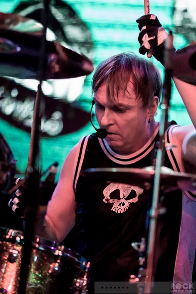 the-Melvins-Concert-Review-Live-2014-Hold-It-In-Tour-Photos-Photography-Setlist-Sacramento-Assembly-Music-Hall-001-RSJ