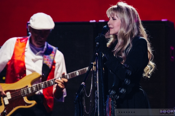 Fleetwood-Mac-Concert-Review-2014-On-With-The-Tour-Live-Photos-Sacramento-Sleep-Train-Arena-01-RSJ