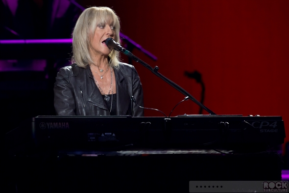 Fleetwood-Mac-Concert-Review-2014-On-With-The-Tour-Live-Photos-Sacramento-Sleep-Train-Arena-01-RSJ