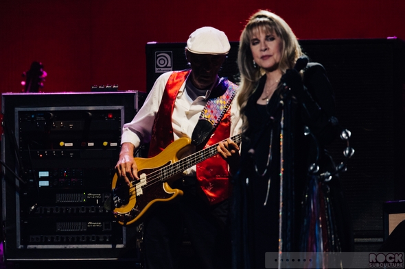 Fleetwood-Mac-Concert-Review-2014-On-With-The-Tour-Live-Photos-Sacramento-Sleep-Train-Arena-01-RSJ