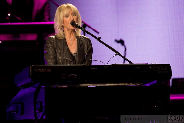 Fleetwood-Mac-Concert-Review-2014-On-With-The-Tour-Live-Photos-Sacramento-Sleep-Train-Arena-01-RSJ